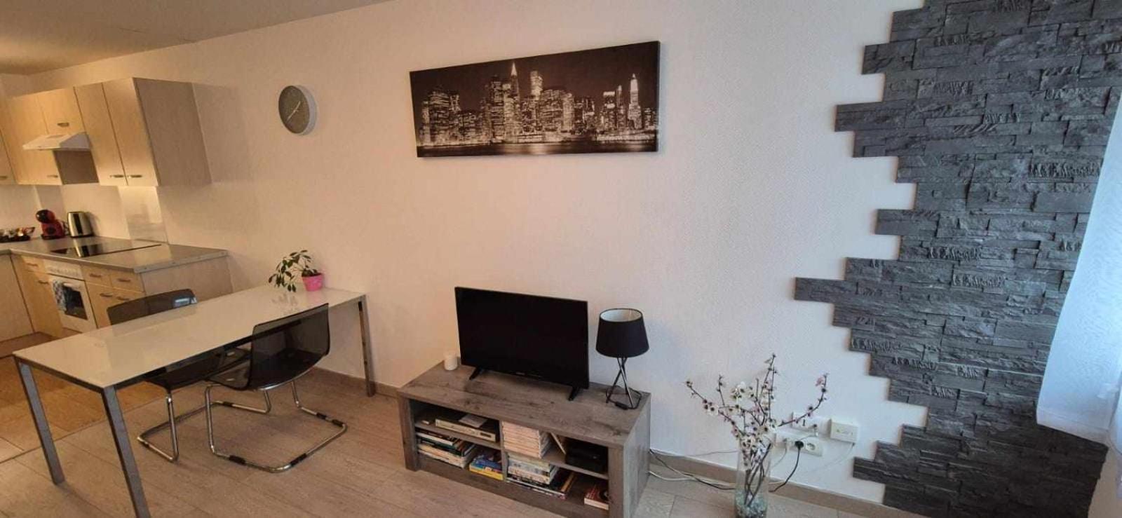 Nouveau !! Appartement Confortable Totalement Renove Avec Parking Gratuit - Hypercentre De Нанси Екстериор снимка