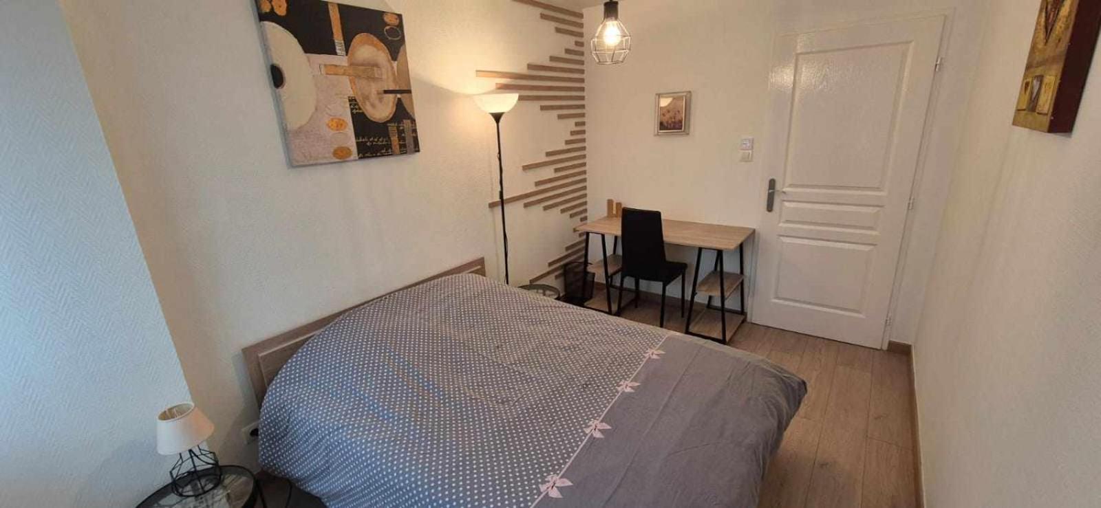 Nouveau !! Appartement Confortable Totalement Renove Avec Parking Gratuit - Hypercentre De Нанси Екстериор снимка